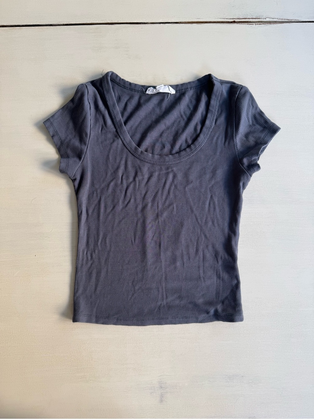 Women’s Scoop Neck Ribbed Tee - Gray